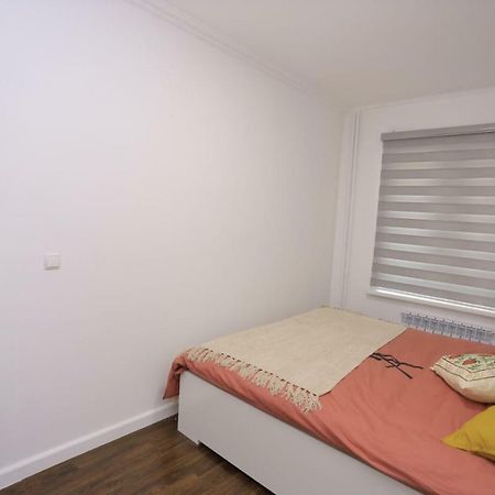 Luxury 2 Bedrooms Apartment Walking Distance From Gur-Emir Samarcanda Exterior foto