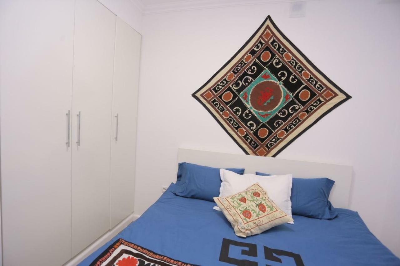 Luxury 2 Bedrooms Apartment Walking Distance From Gur-Emir Samarcanda Exterior foto