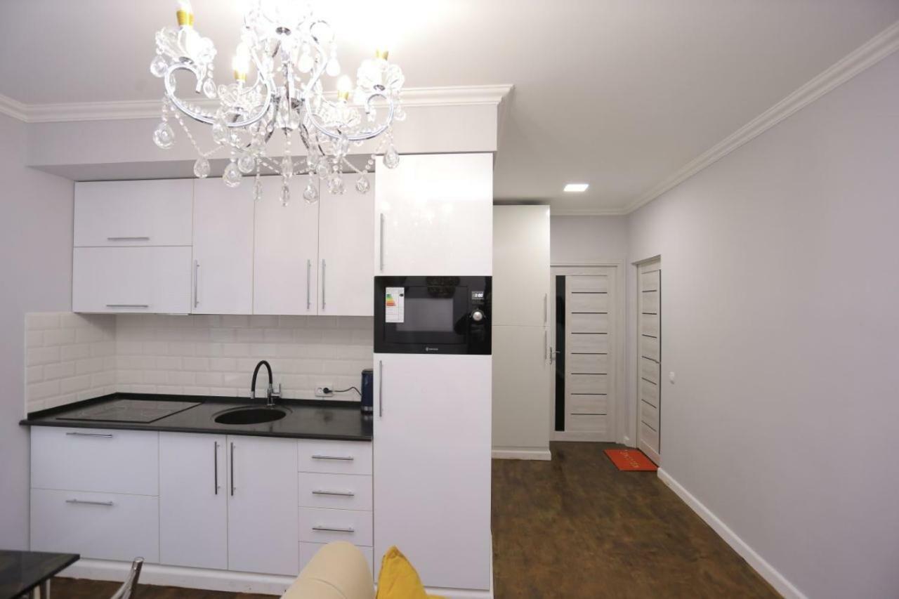 Luxury 2 Bedrooms Apartment Walking Distance From Gur-Emir Samarcanda Exterior foto