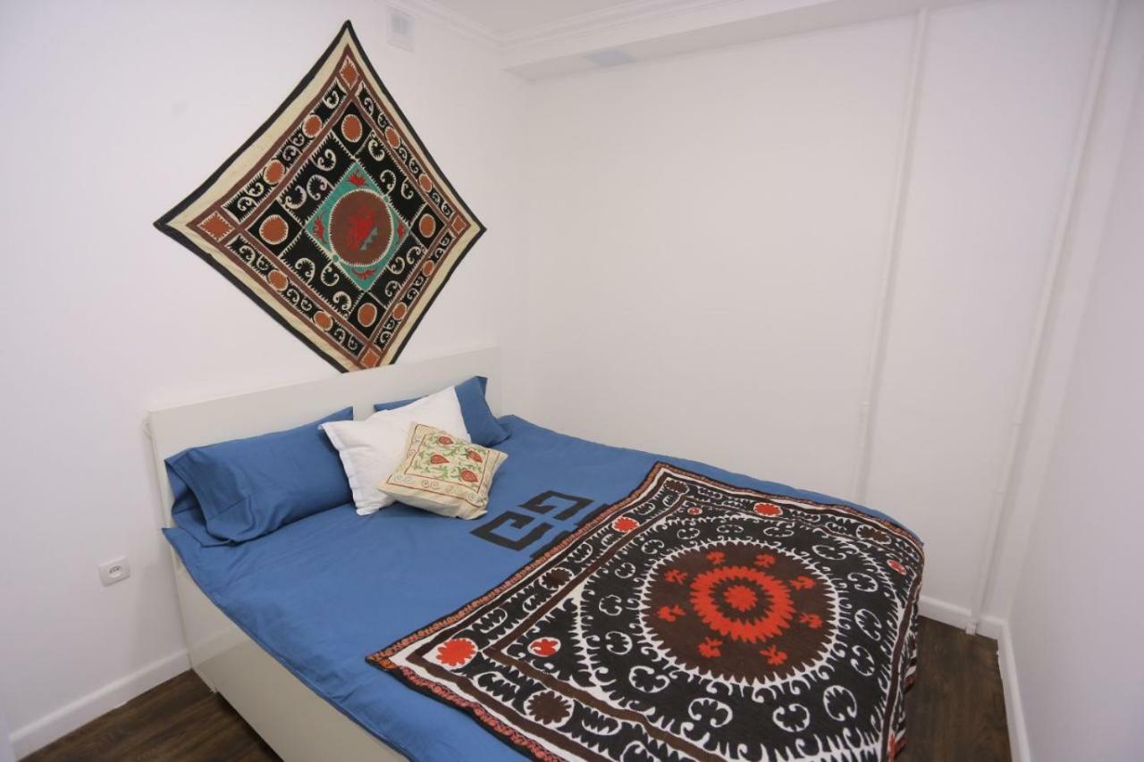 Luxury 2 Bedrooms Apartment Walking Distance From Gur-Emir Samarcanda Exterior foto